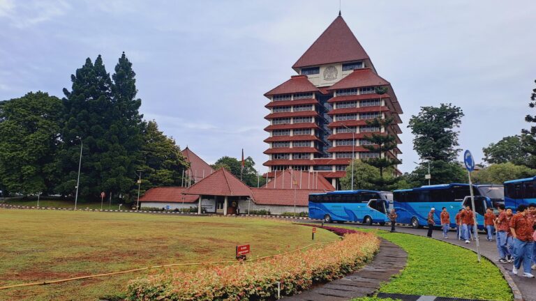 Mengintip Kehidupan Kampus UI dan Petualangan Seru di Dufan: Inspirasi Bagi Angkatan Vistrasaka 